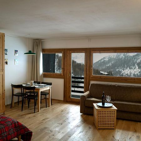 White Escape Daire Valtournenche Dış mekan fotoğraf