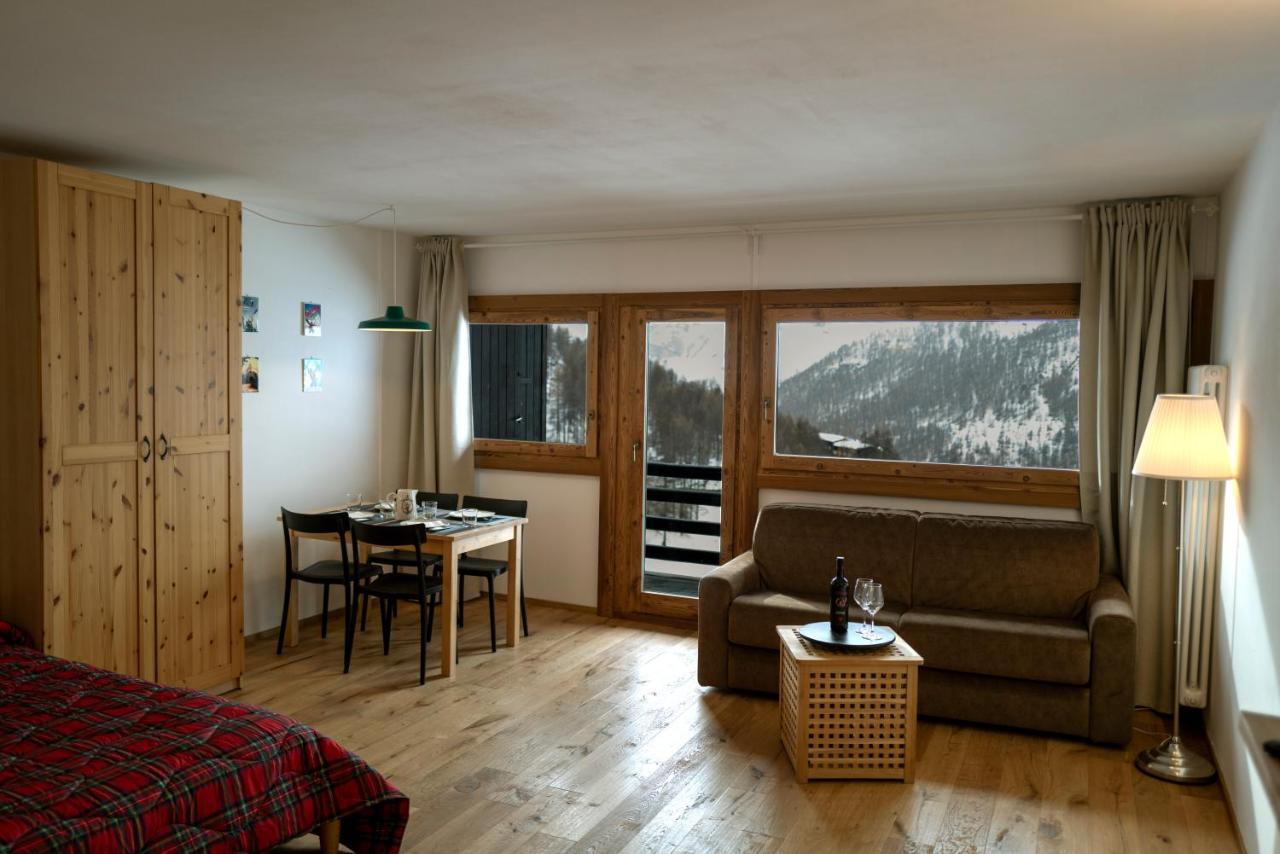 White Escape Daire Valtournenche Dış mekan fotoğraf